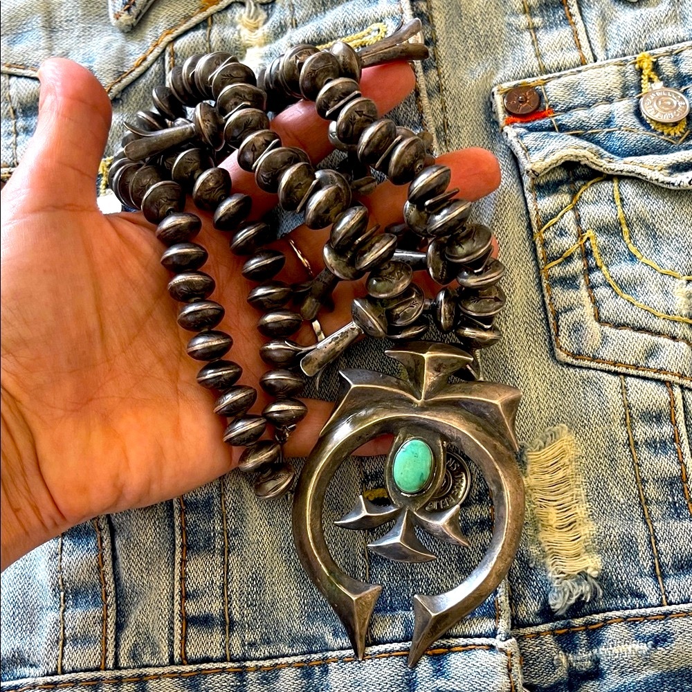 vintage Navajo Sterling Silver Naja squash, blossom Turquoise Necklace Massive - Picture 4 of 17